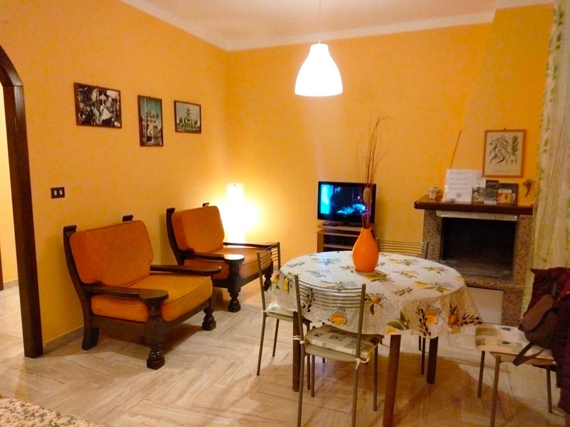Casa Di Anna Διαμέρισμα Tolfa Εξωτερικό φωτογραφία